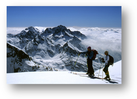 Le grand Capelet et le Bego vus de la terrasse du Gelas